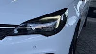 Opel-Astra Sports Tourer detalhes 1