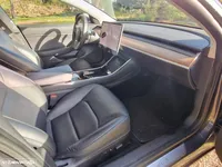 Tesla-Model 3 detalhes 1