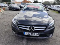 Mercedes-Benz-C 300 detalhes 1