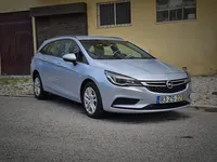 Opel-Astra Sports Tourer Imagem Principal