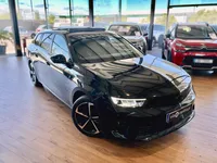 Opel-Astra Sports Tourer detalhes 2