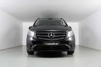 Mercedes-Benz-Vito Tourer detalhes 2