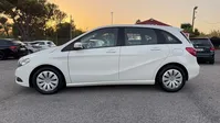 Mercedes-Benz-B 180 detalhes 2