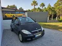Mercedes-Benz-A 150 detalhes 1