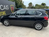 BMW-216 Active Tourer detalhes 1