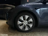 Tesla-Model Y detalhes 2