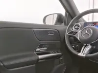 Mercedes-Benz-EQA detalhes 2