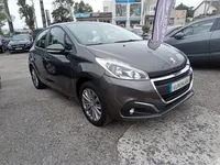 Peugeot-208 detalhes 1