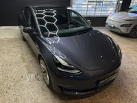 Tesla-Model 3 detalhes 2