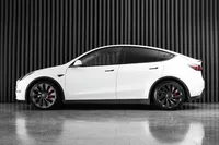 Tesla-Model Y detalhes 1