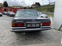 Mercedes-Benz-280 detalhes 2
