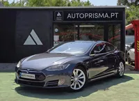 Tesla-Model S Imagem Principal