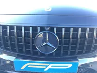 Mercedes-Benz-E 300 detalhes 1