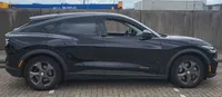 Ford-Mustang Mach-E detalhes 2