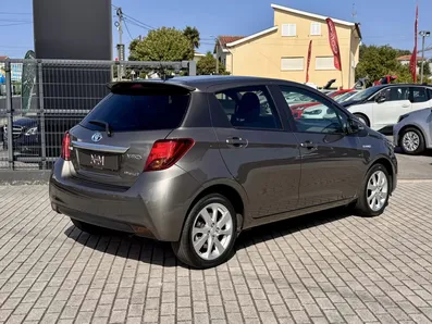 Small Image 1