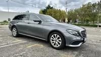 Mercedes-Benz-E 220 detalhes 1