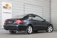Mercedes-Benz-Classe CLK detalhes 1