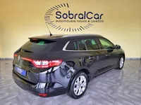 Renault-Mégane Sport Tourer detalhes 2
