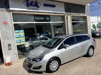 Opel-Astra Sports Tourer Imagem Principal