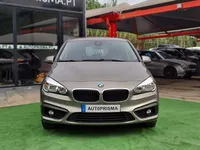 BMW-216 Active Tourer detalhes 2