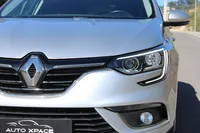 Renault-Megane Sport Tourer detalhes 1