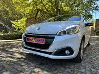 Peugeot-208 detalhes 1