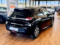 Peugeot-208 detalhes 1