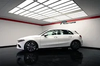 Mercedes-Benz-A 200 detalhes 1