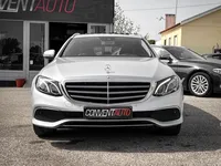 Mercedes-Benz-E 220 detalhes 2