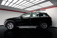 Mercedes-Benz-GLC 220 detalhes 1