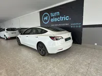 Tesla-Model 3 detalhes 2