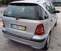 Mercedes-Benz-A 170 detalhes 1