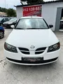 Nissan-Almera detalhes 1