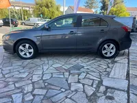Mitsubishi-Lancer detalhes 1