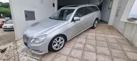 Mercedes-Benz-E 220 detalhes 1