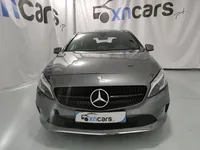 Mercedes-Benz-A 180 detalhes 1