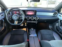 Mercedes-Benz-A 250 Limousine detalhes 2