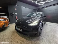 Tesla-Model Y detalhes 1
