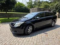 Toyota-Avensis SW detalhes 1