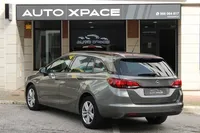 Opel-Astra Sports Tourer detalhes 2