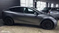 Tesla-Model Y detalhes 1