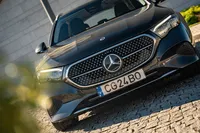 Mercedes-Benz-E 300 detalhes 1