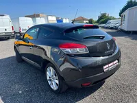 Renault-Megane Coupe detalhes 2