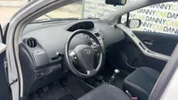 Toyota-Yaris detalhes 1