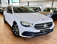 Mercedes-Benz-E 300 detalhes 2