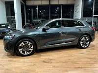 Audi-e-tron detalhes 2
