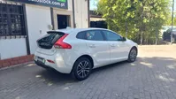Volvo-V40 detalhes 2