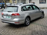 Volkswagen-Golf detalhes 1