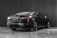 Tesla-Model S detalhes 2