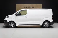 Opel-Vivaro-e detalhes 1